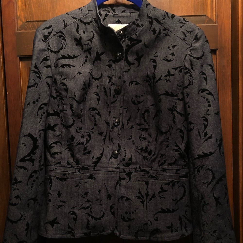 NWT Michael Kors Black Floral Jean Jacket, Size 6